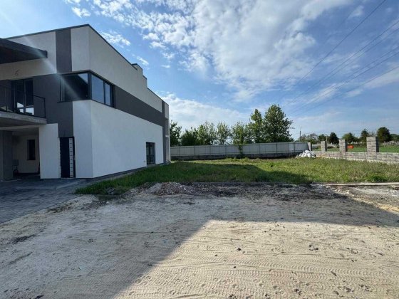 Таунхаус із земельною ділянкою 5 соток у Рованцях / Луцьк Рованцы