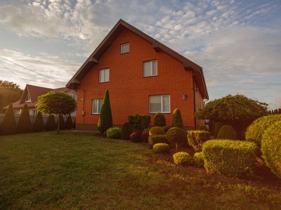 Рованці продаж якісного будинку! З асфальтованим доіздом Рованцы