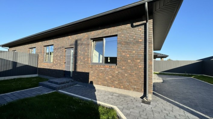 Будинок, дуплекс, газ, бруківка - фото 1