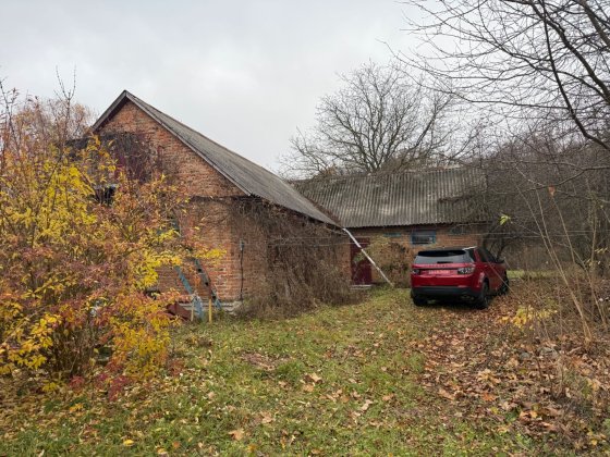 Продам дачну ділянку з будинком біля лісу Горохів