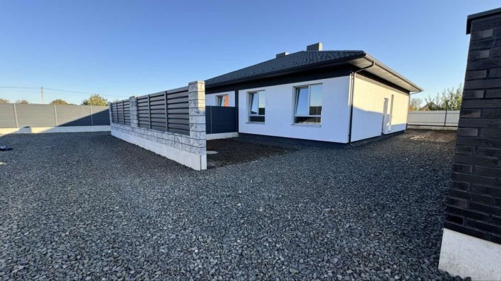 Будинок, дуплекс газ в гарній локації - фото 1