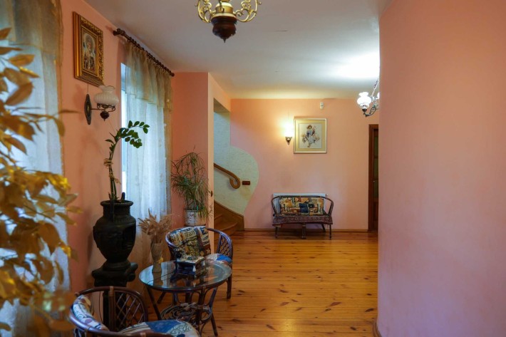 Просторий будинок на околиці Луцька в Зміїнці - фото 1