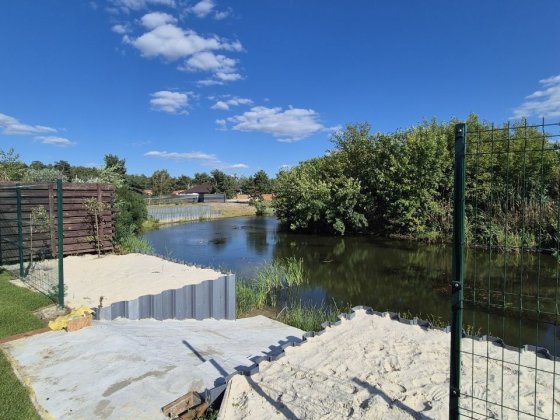 Продаётся дом в Обуховке со своим берегом в окружении соснового леса Обуховка