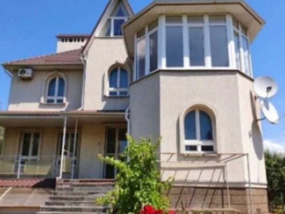 Дом в коттеджном поселок Антей смт. Слобожанское. Подгородное