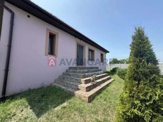 Продам будинок у м. Підгородне Подгородное