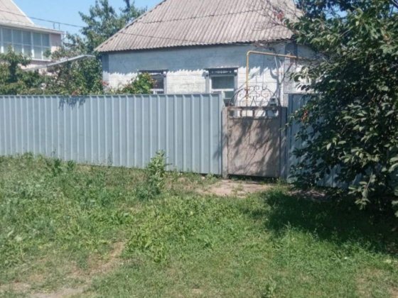 Продам дом на восточной стороне Синельникове