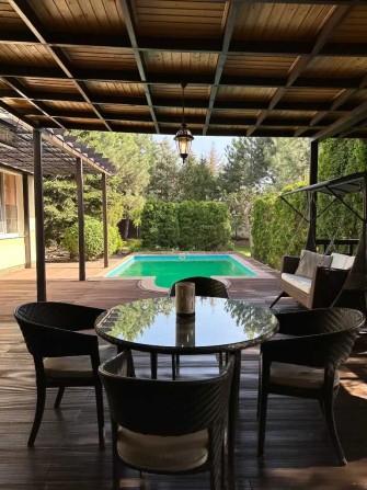 Продам дом в Новоалександровке - фото 1