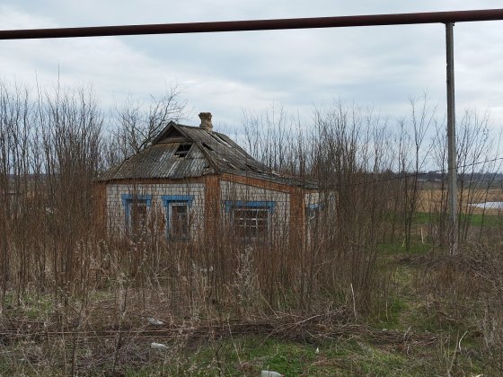 Продам дом в поселке 62 КВ м, с хозпостройками., 15 соток сад + 32 сот Степное