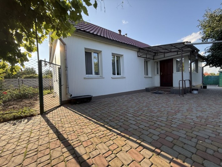 Продаж будинку в с. Станишівка - фото 1