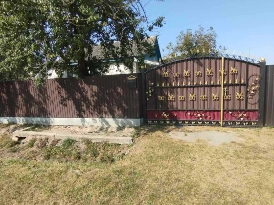 Терміново продається 5-кімнатний будинок у Баранівці. Барановка