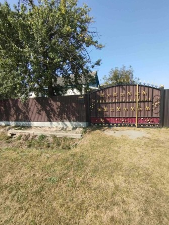 Терміново продається 5-кімнатний будинок у Баранівці. - фото 1