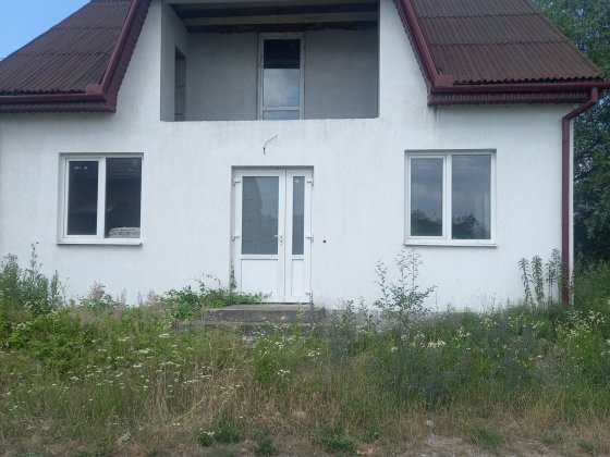 Продаєся домик.дом Тячев