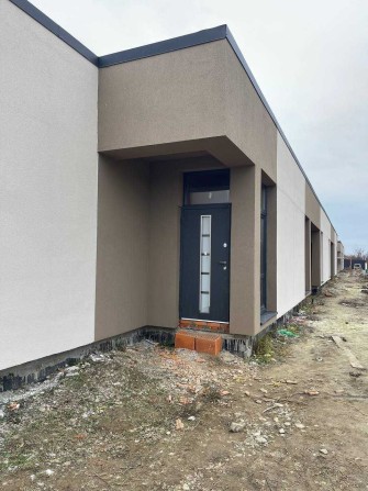 Продаж готовий котедж таунхаус  в с. Невицьке. - фото 1