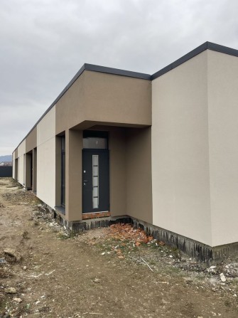 Продаж готовий котедж таунхаус в с. Невицьке - фото 1