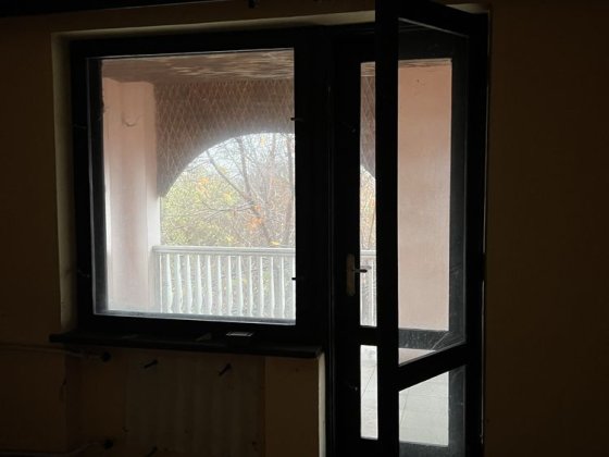 Продаж будинку під бізнес на 20 сотках землі  , у передмісті Кінчеш