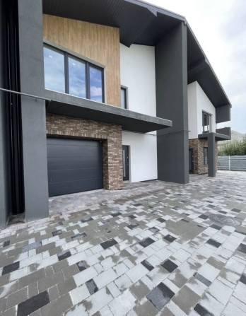 Сучасний ЗДАНИЙ таунхаус з гаражем. Вид на Вовчинецькі гори! - фото 1