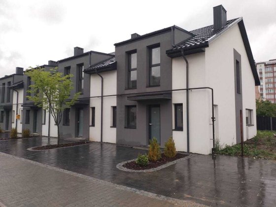 Продається танхаус в с.Крихівці Криховцы