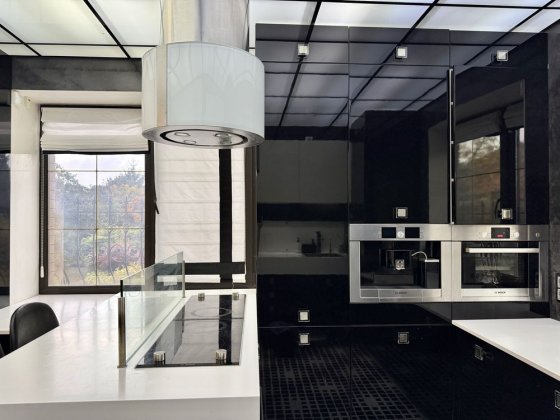 Продаж будинку 350м2 в курортному Ворзелі. Ворзель