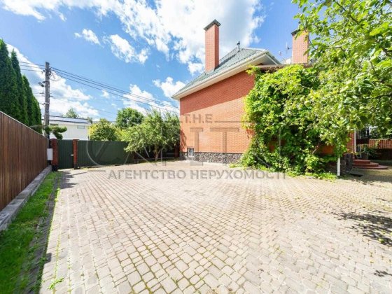 Дисконт!!!Продаж будинку 330м2 с.Козин 11 соток вул.Старокиївська Торг Козин