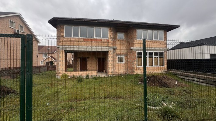 Продажа дома в Белогородке на участке 10 соток! Без комиссии! - фото 1