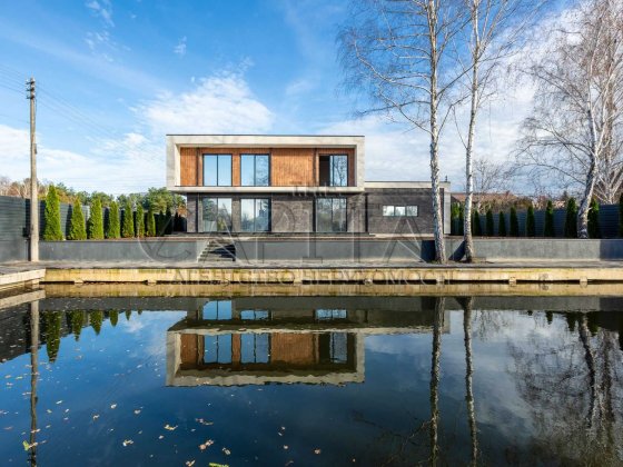 Продаж  Будинок  вул. Лугова, Козин Козин