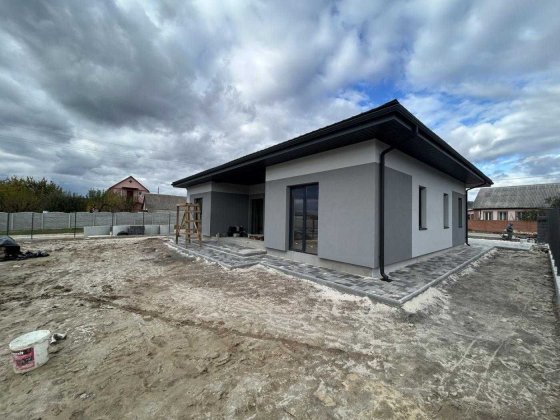 Цегляний будинок в Білогородці 110 м2 7 соток 3 кімнати Газ Белогородка