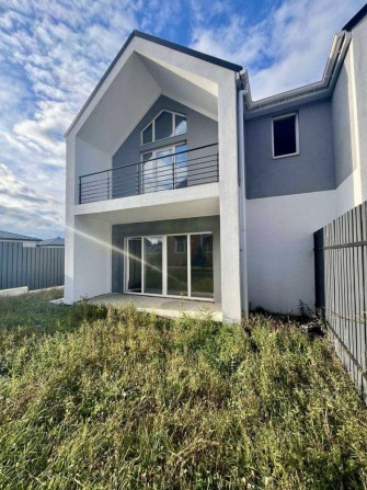 Ваш спокій — за 10 хвилин від міста. Кутовий таунхаус Святопетрівське - фото 1