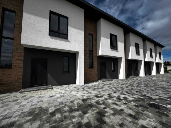 Таунхаус в Білогордці (поруч з сільпо) Єоселя-так! Белогородка