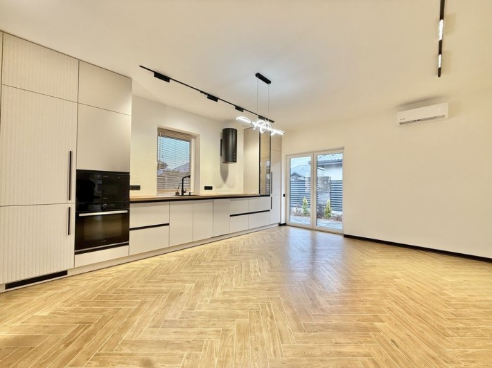 Будинок з ВАУ - якісним ремонтом! - фото 1