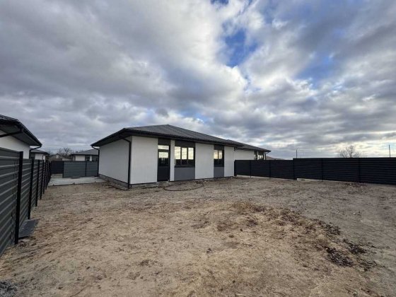 Останній будинок за акційною ціною! Розтермінування так! Белогородка