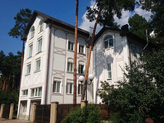 Будинок, 1230 кв.м, смт Козин, вул. Солов'яненка, 51 Козин