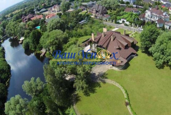 Продажа  дома с ремонтом на Дамбе с выходом на реку Днепр. - фото 1