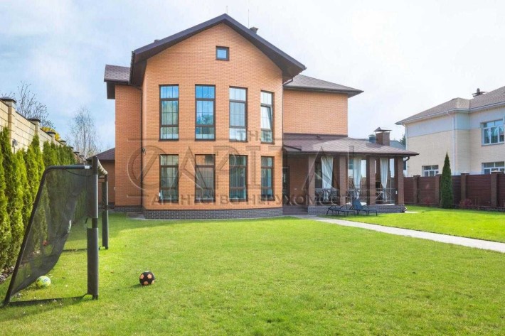 Продажа прекрасного, семейного дома! Козин, кг под охраной - фото 1