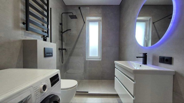 Сучасний будинок 100 м² у світлих тонах — просто заїжджай і живи - фото 1