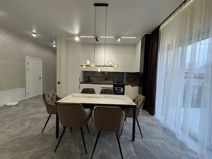 ПРОДАЖ будинок з новеньким РЕМОНТОМ - фото 1