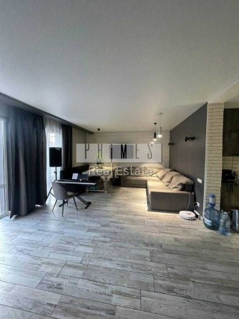 Продаж дуплекса з ремонтом, паркомісце, Білогородка - фото 1