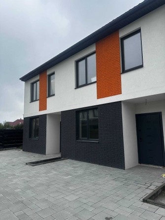 Таунхаус з готовим ремонтом ! Ворзель - фото 1