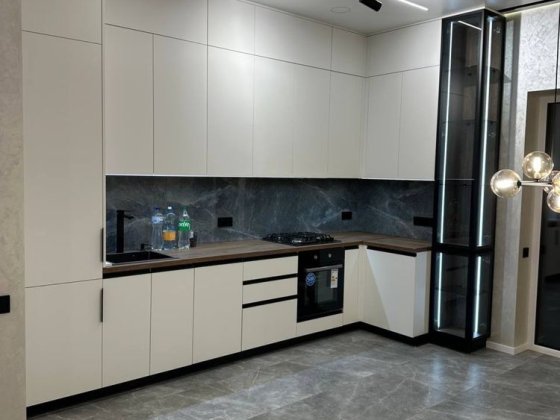 Будинок з ремонтом та газовим опаленням Ворзель