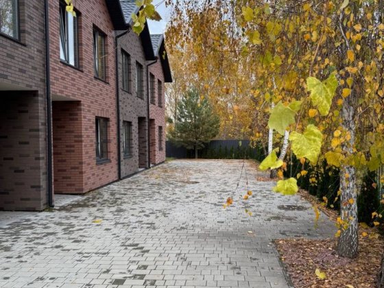 Таунхаус в Ворзелі! Газ! Власний закритий двір! Велика парковка! Ворзель