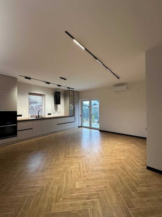 Одноповерховий будинок з ремонтом у Ворзелі, 98 м², 4 сотки - фото 1