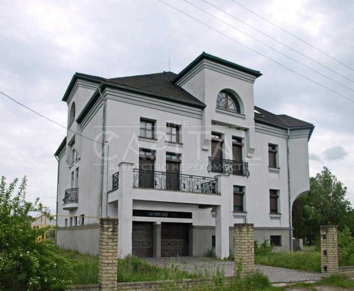 Продаж 3-поверхового будинку, 808 м2, с. Вишеньки, Бориспільський р-н - фото 1