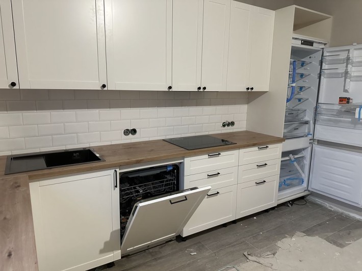 Будинок з ремонтом / гараж / підвал / під Києвом Білогородка - фото 1