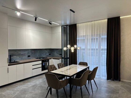 Одноповерховий будинок з ремонтом і меблями — Ворзель Ворзель