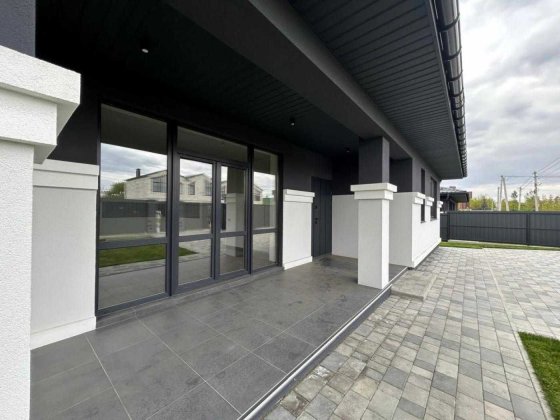 Одноповерховий будинок з ремонтом та підвалом в Гореничах Гореничи