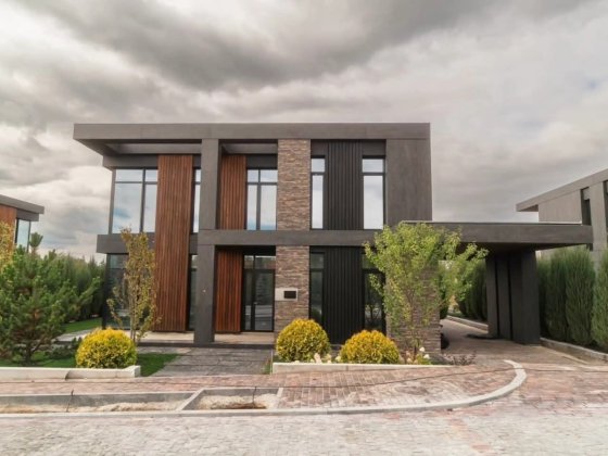 Будинок 272 м2 преміум класу КМ 9 елементів с. Лісники 5 км Феофанія Лісники