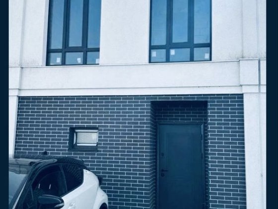 Продам свій таунхаус в ЖК «Lake Kanevo», с. Нові Петрівці Новые Петровцы