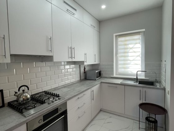 Нові Петрівці. Таун Хаус з ремонтом Новые Петровцы