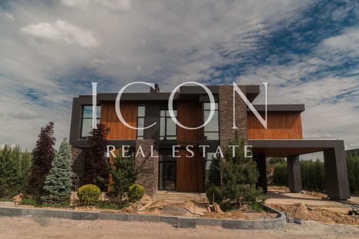 Продаж будинку | 446м2 | с.Лісники - фото 1