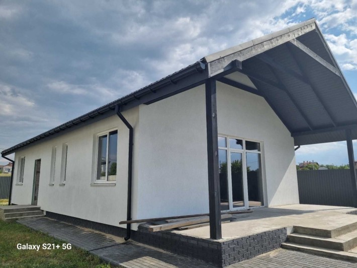 Продам 1 єтажній  дом 110 кв.м. в с.Новіе Петровці, массив Ягода - фото 1