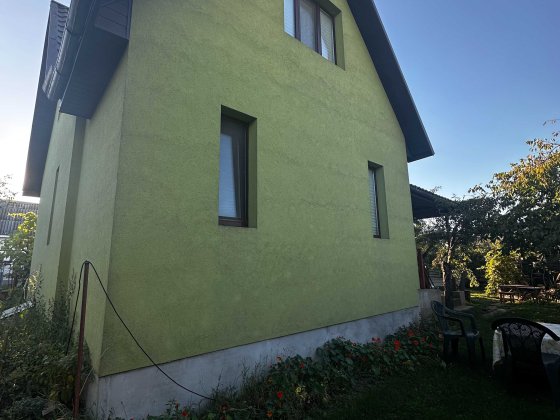 Продаж затишного будинку швидкий виїзд на Київ Стоянка Стоянка